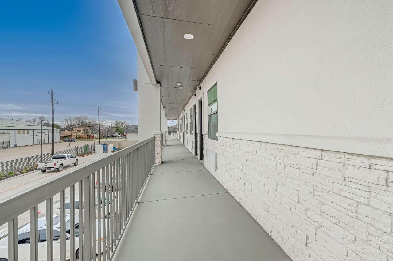 Surestay Hotel By Best Western Houston Southeast South Houston Exterior photo
