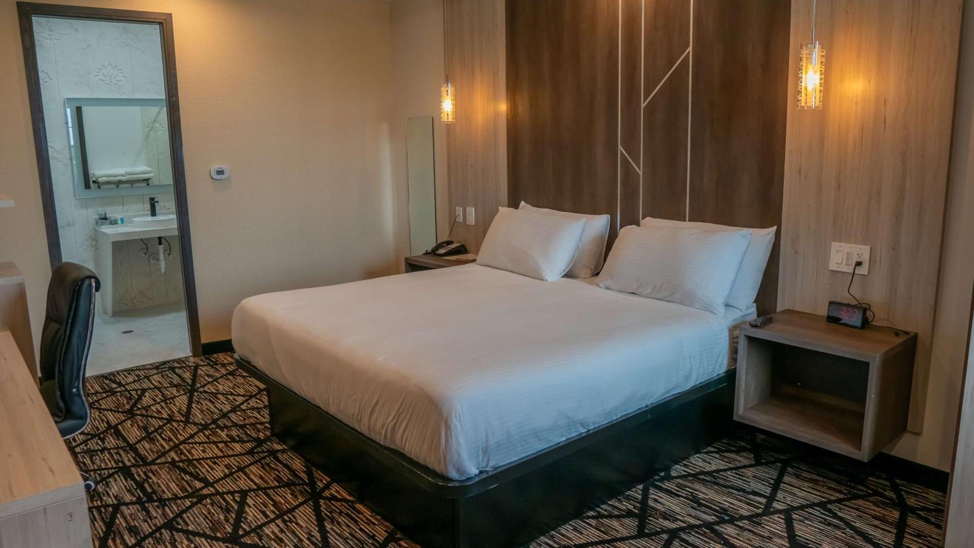 Surestay Hotel By Best Western Houston Southeast South Houston Exterior photo